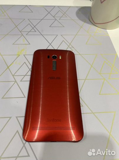 Телефон asus zenfon selfie