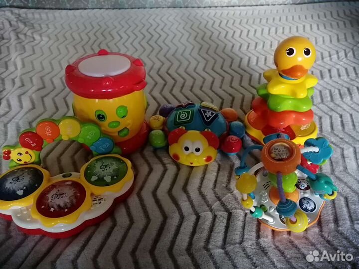 Развивающие игрушки для малышей