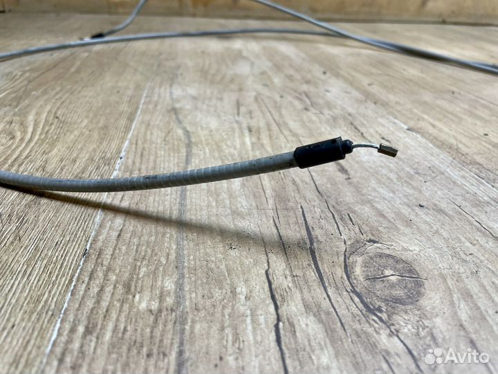 Троса корректора фар Renault Sandero