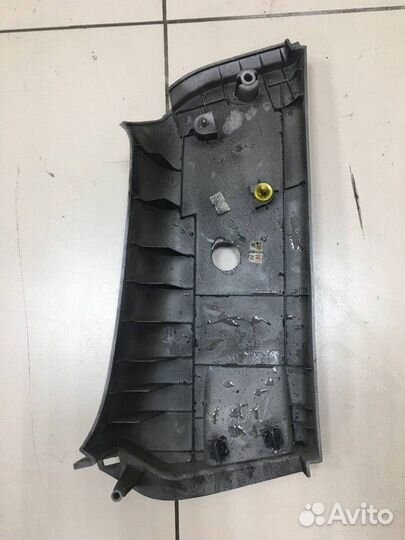 Обшивка стойки SsangYong Kyron