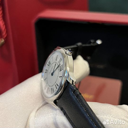 Часы ronde DE cartier для нее 36 мм