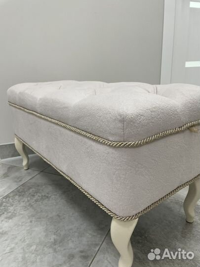 Банкетка в прихожую