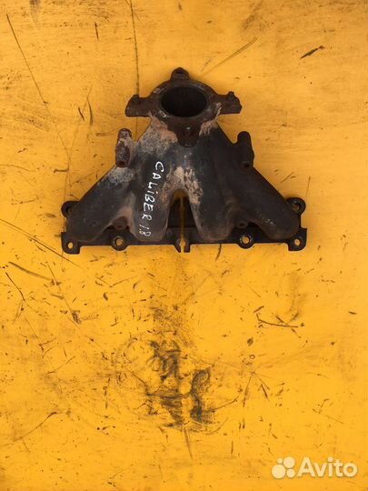 Коллектор выпускной Dodge Caliber 1.8