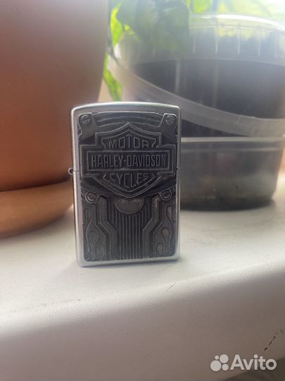 Зажигалка zippo 2004 год