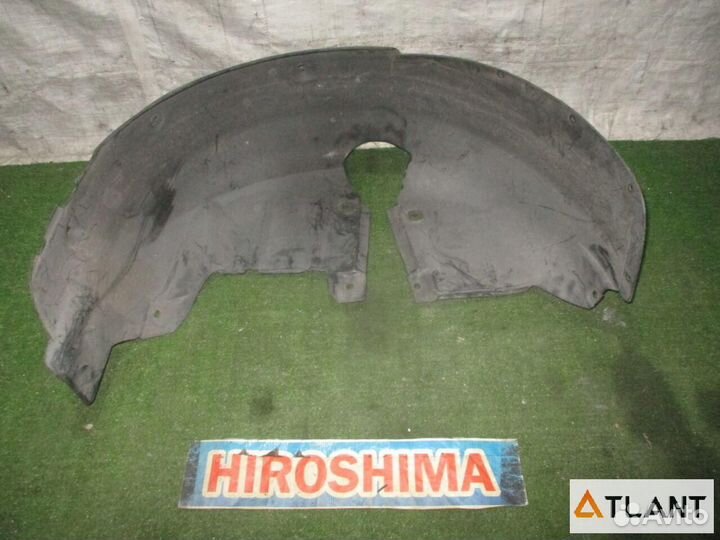 Подкрылок задний левый audi TT