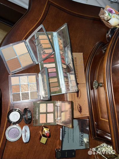 Набор косметики для визажиста