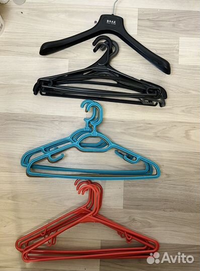Плечики вешалки