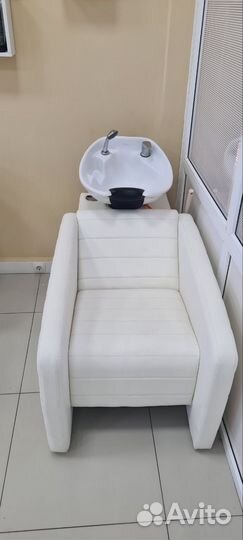 Парикмахерская мебель