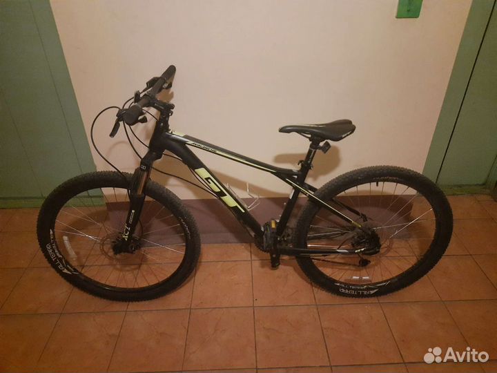 Велосипед GT avalanche27.5
