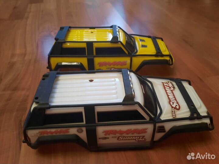 Кузов в защитном каркасе Traxxas Summit 1/16