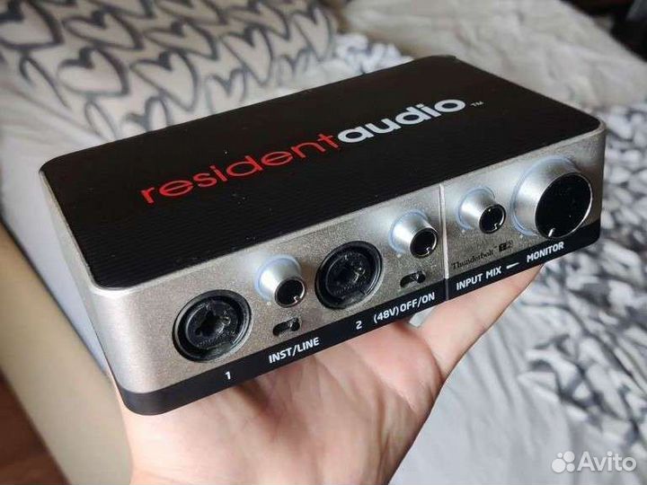 Resident Audio Thunderbolt T2 звуковая карта