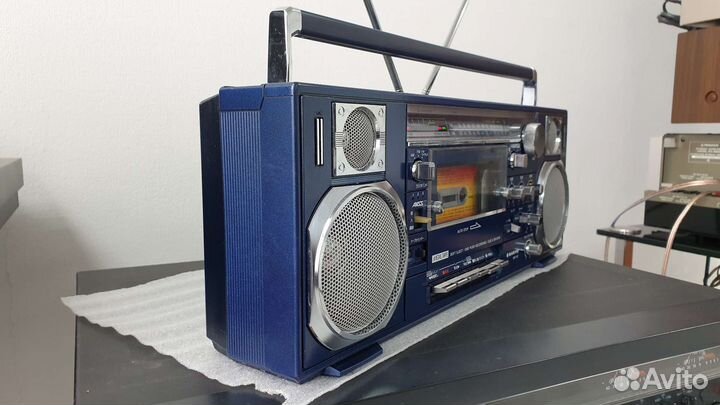 Магнитофон Sanyo MR-V8