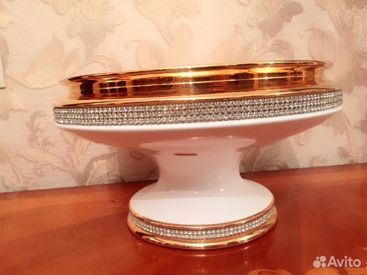 Продам итальянскую фруктовницу