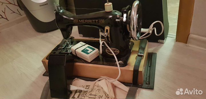 Швейная машинка