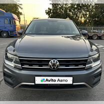 Volkswagen Tiguan 2.0 AMT, 2019, 65 000 км, с пробегом, цена 2 620 000 руб.