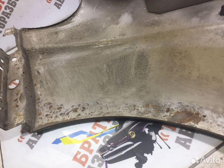 Рено Трафик Крыло переднее Прав