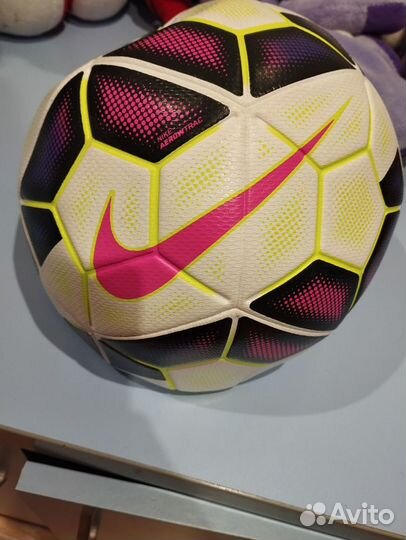 Новый Футбольный мяч nike ordem 2