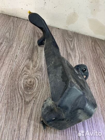 Бачок омывателя Opel Zafira B минивэн 2005-2012