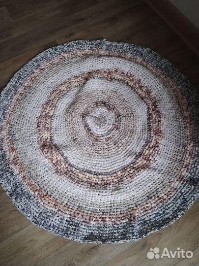 Коврик ручной работы