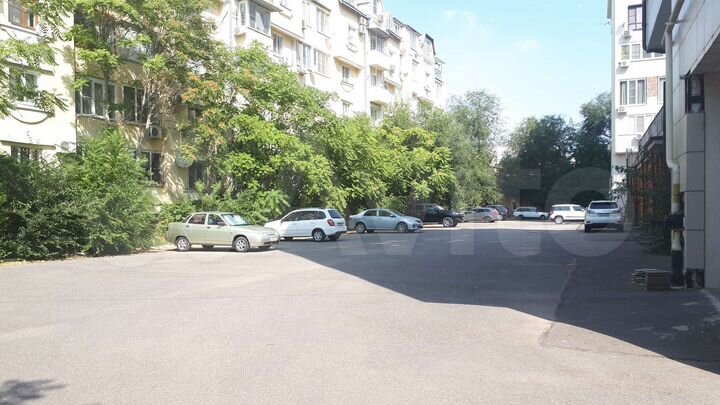 Машиноместо, 13 м²