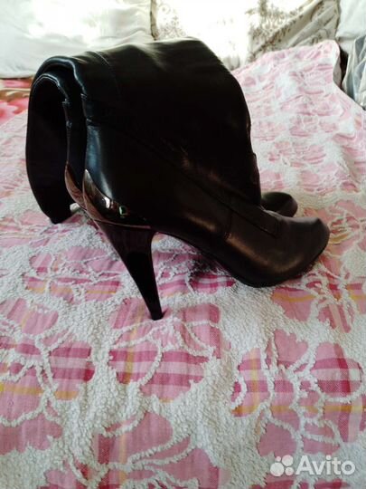Сапоги женские,чистая кожа новые