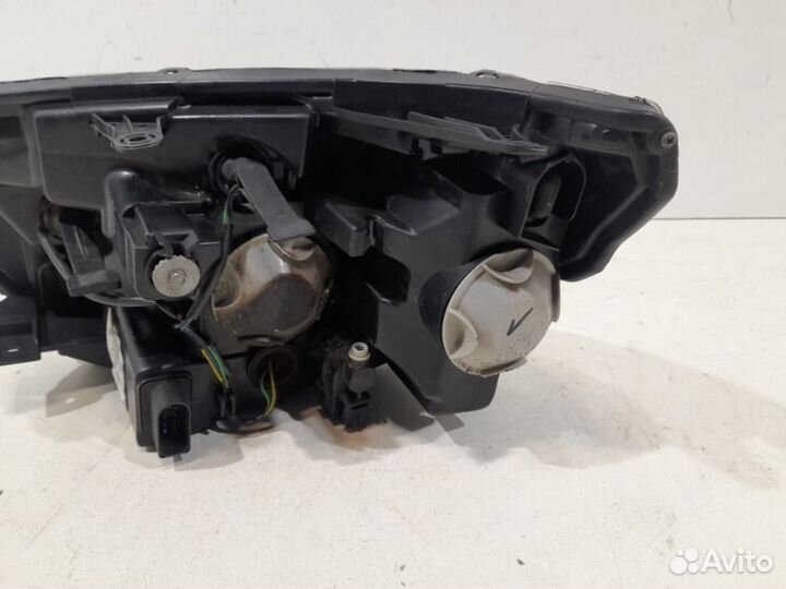 Фара правая LADA Vesta 2015