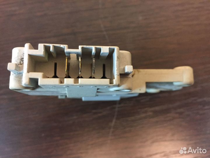 Замок Люка (Убл) Стиральной Машины Electrolux AEG