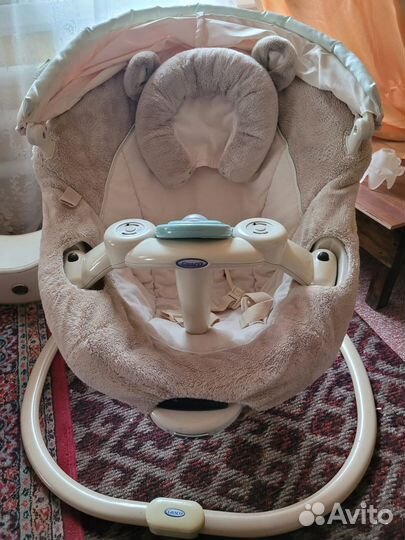 Укачивающий центр graco