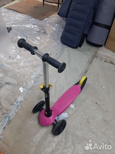 Самокат детский трехколесный