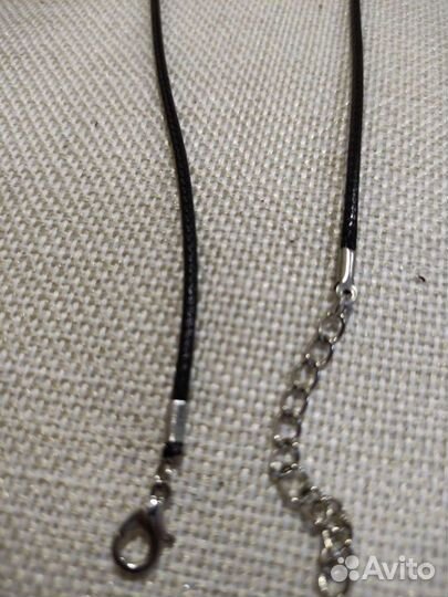 Кожаные шнурки. Различной длины. С застёжками и бе