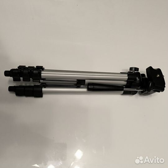 Штатив для фотоаппарата с чехлом