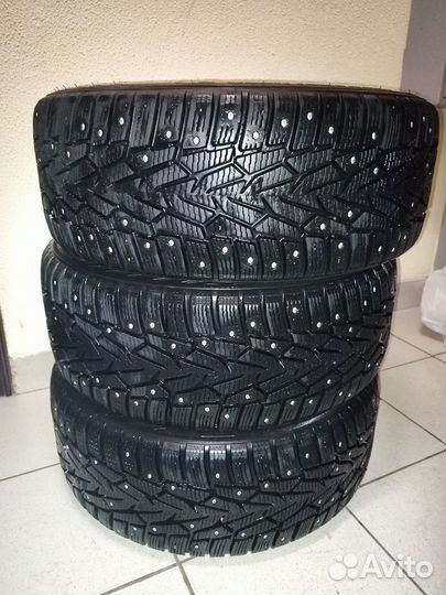 Nokian Tyres Hakkapeliitta 7 215/55 R16 97T