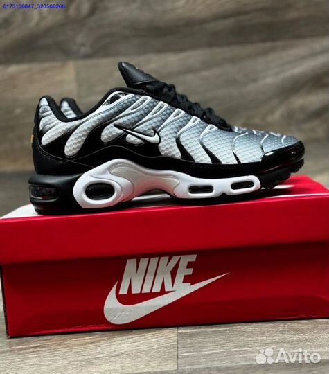 Кроссовки Nike Air Max Tn Plus