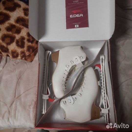 Фигурные коньки edea 255