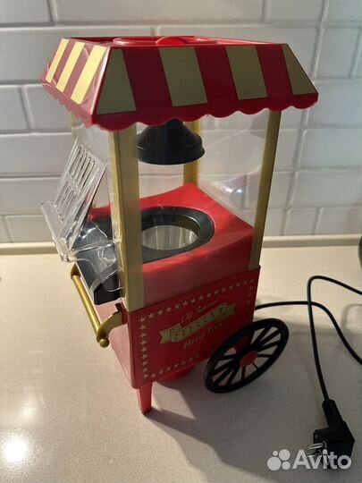 Попкорница новая