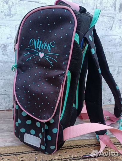 Рюкзак (школьный ранец)