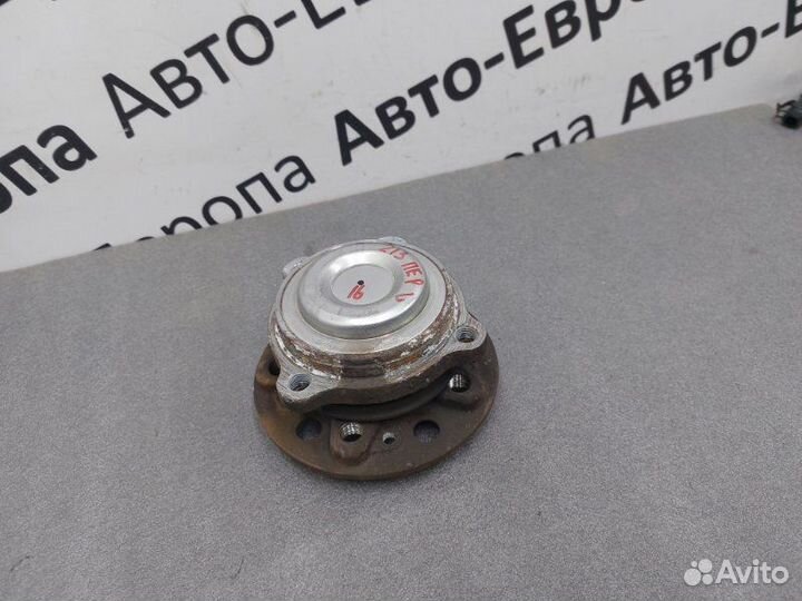 Ступица передняя левая Mercedes-Benz E-Class W213