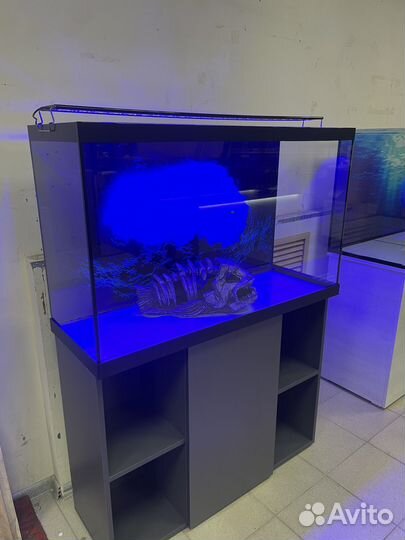 Аквариум с тумбой 210 литров