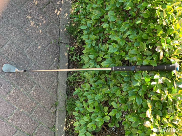 Гольф клюшка (wedge)