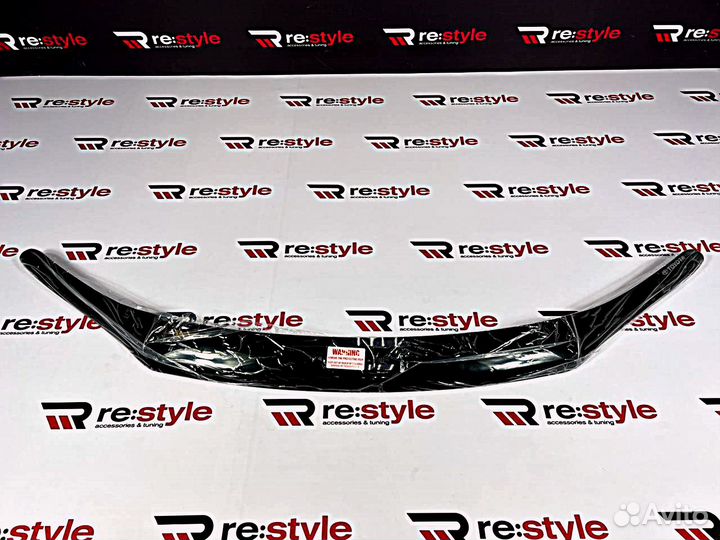 Дефлектор капота Toyota Hilux с15г Оригинал