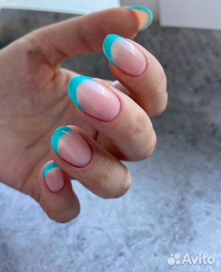 Обучение маникюру, педикюру, дизайнам