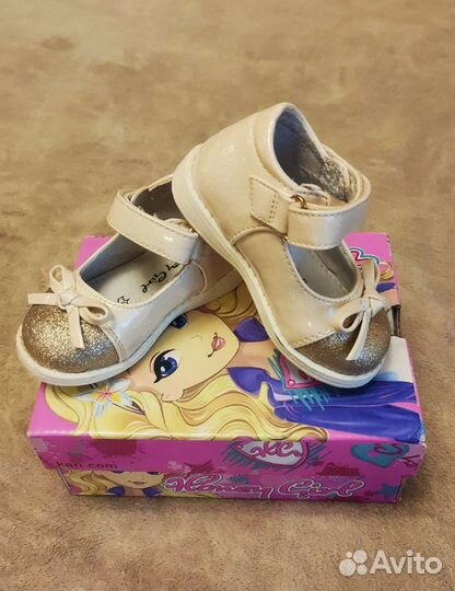 Одежда и обувь пакетом для девочки