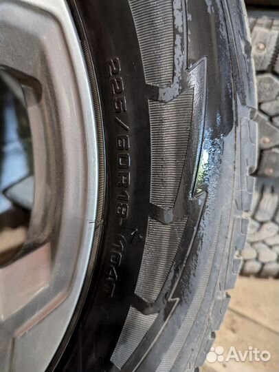 Goodyear UltraGrip Ice 225/60 R18 104T