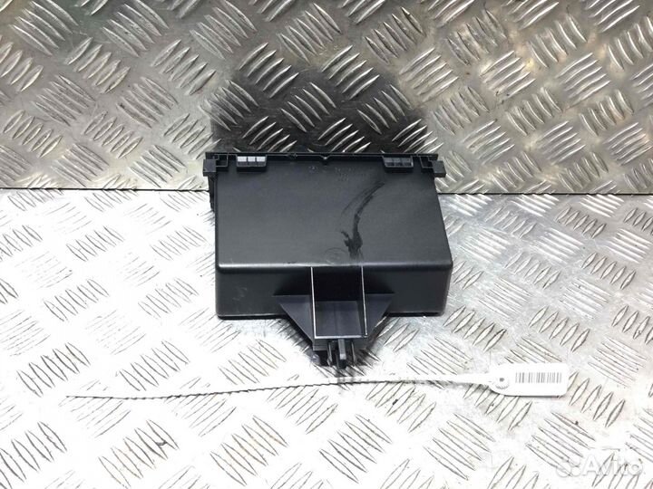 Бардачок Volkswagen Golf 1j0857058b AXP