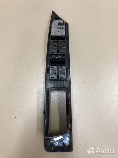 Блок кнопок стеклоподъемника Audi A8 D2