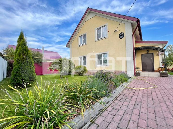 Дом 230 м² на участке 7 сот.