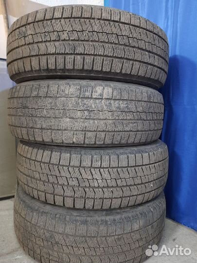 Bridgestone Blizzak VRX2 195/65 R15