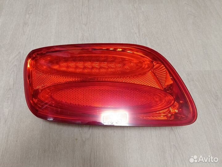 Фонарь задний правый, левый Bentley Continental Gt