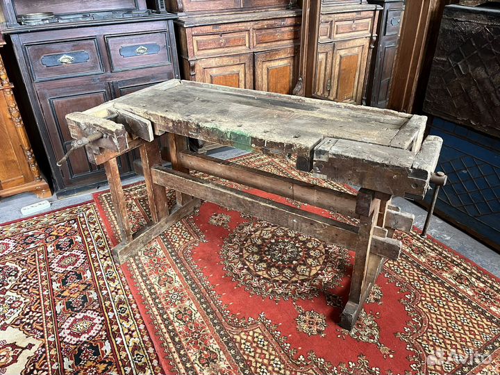 Старинный верстак