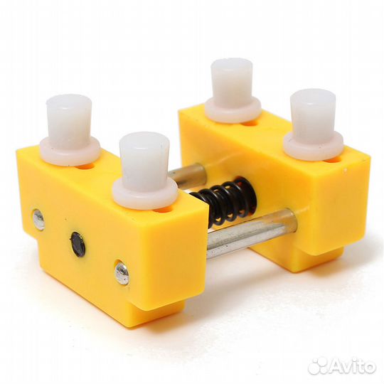 Часовые тиски для замены батареек